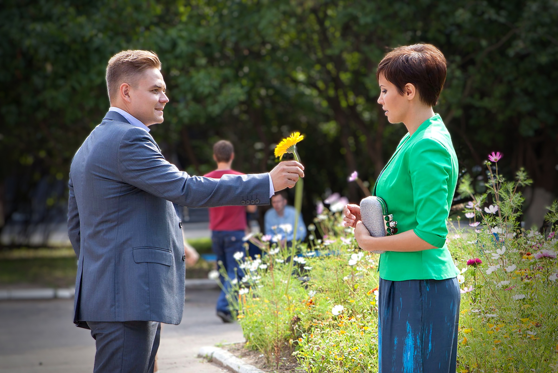 Передача канала солнце. Солнце в подарок сериал. Евгения Серебренникова солнце в подарок. Солнце в подарок. Солнце в подарок 2016.